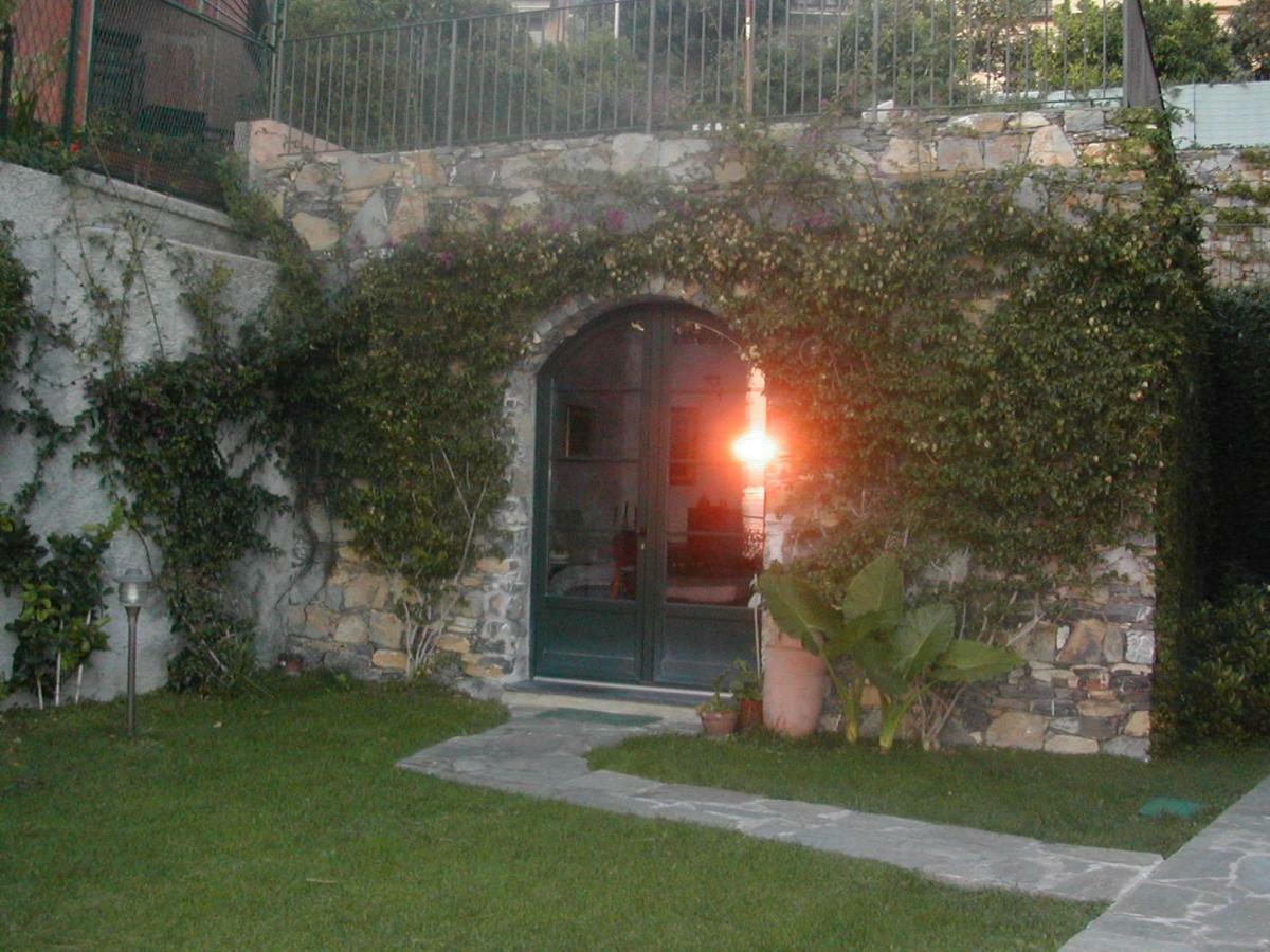 Villa Sul Mare Sori Exterior photo